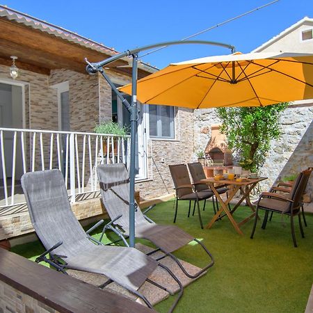 Apartman Dana Kastelir-Labinci Exterior foto